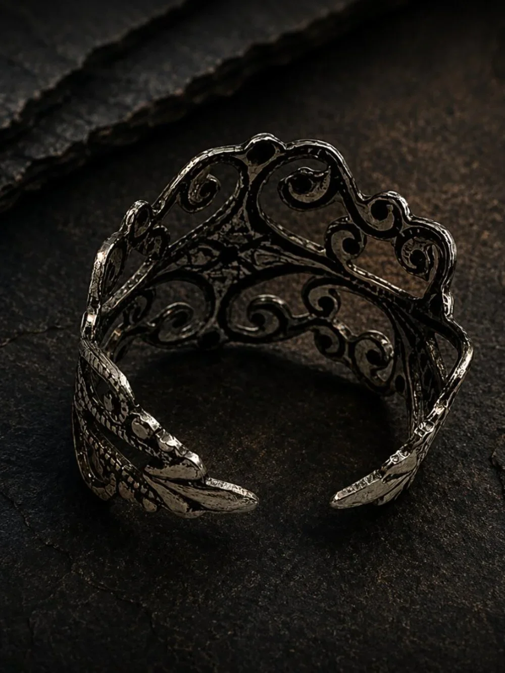 Ornate Vintage-Style Filigree Ring